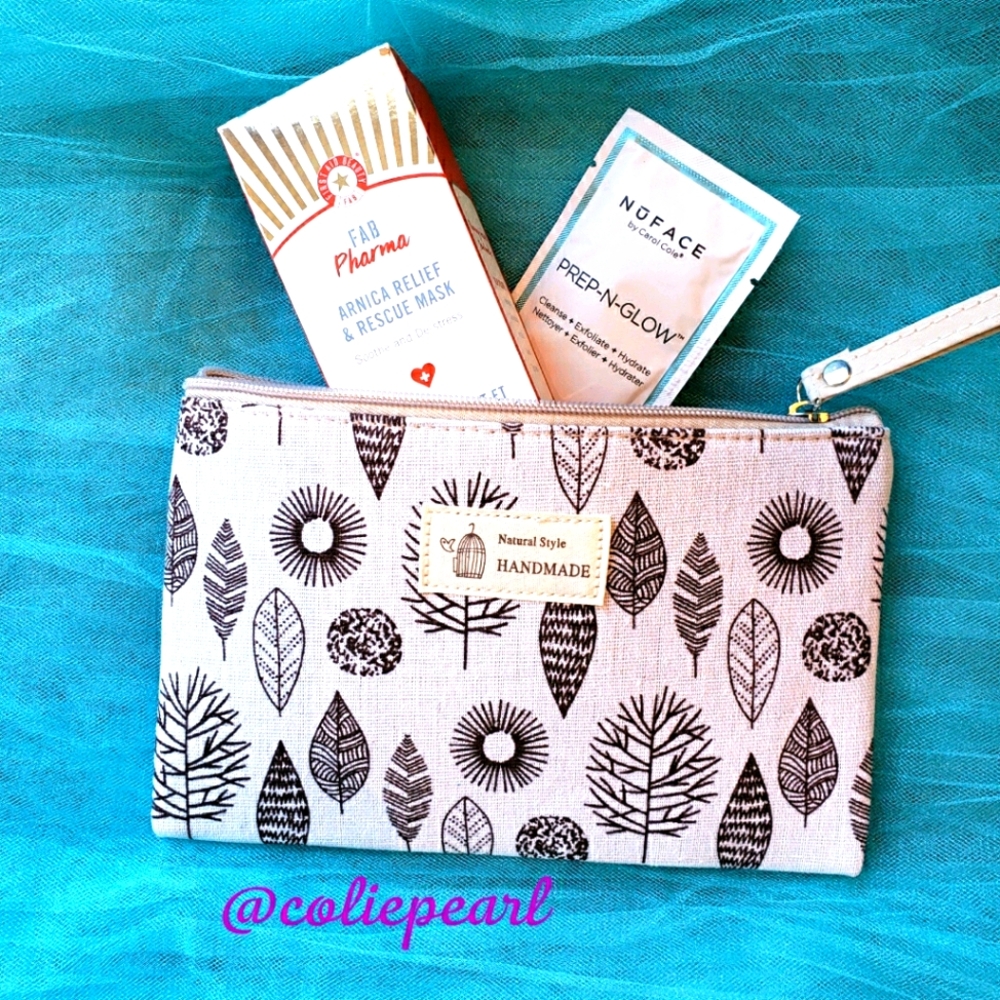 🥳HP🥳 First Aid Beauty Self Care Kit